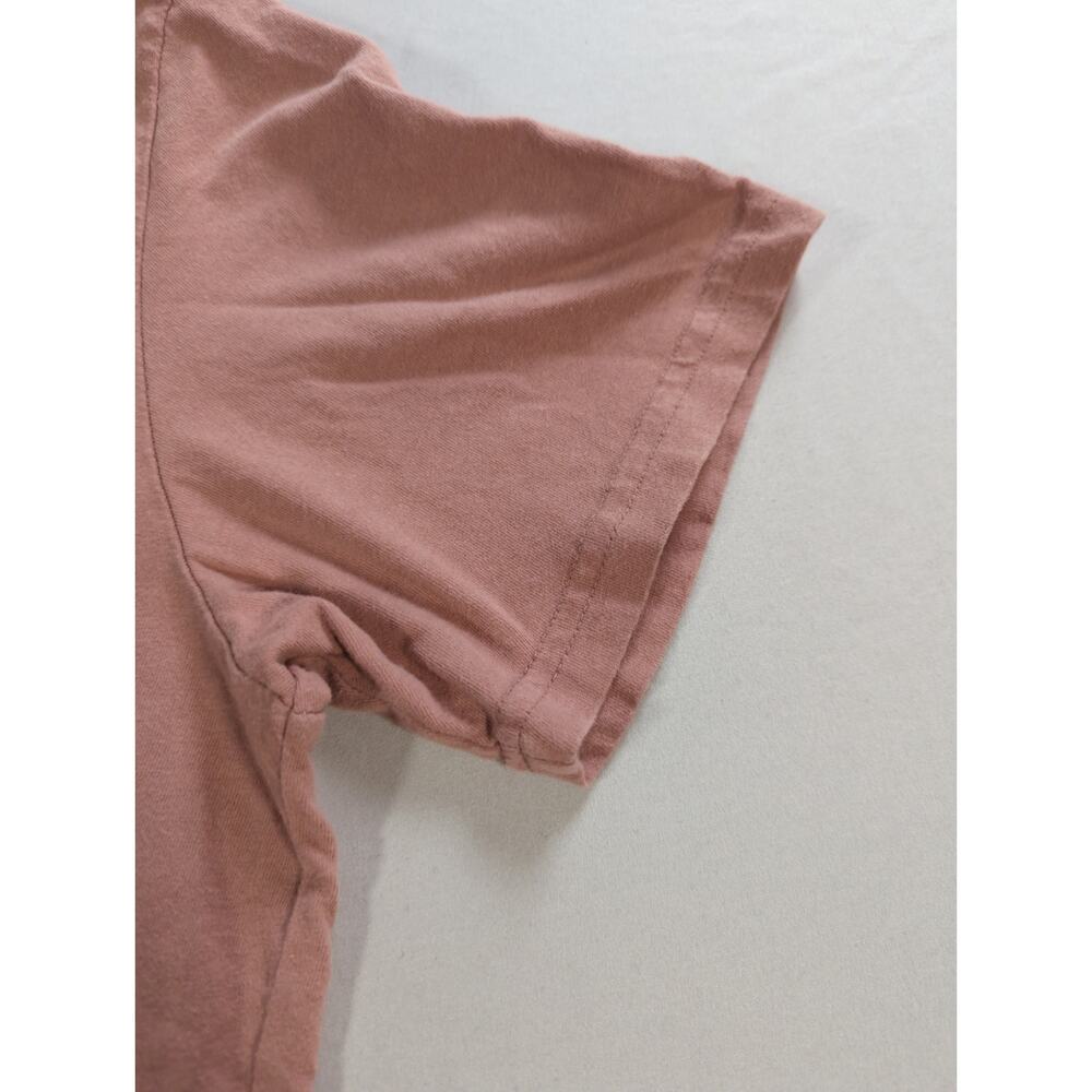 Abercrombie Queen Tour '75 Tee M Pink Soft A&F Collection Band Graphic Shirt - Picture 7 of 13